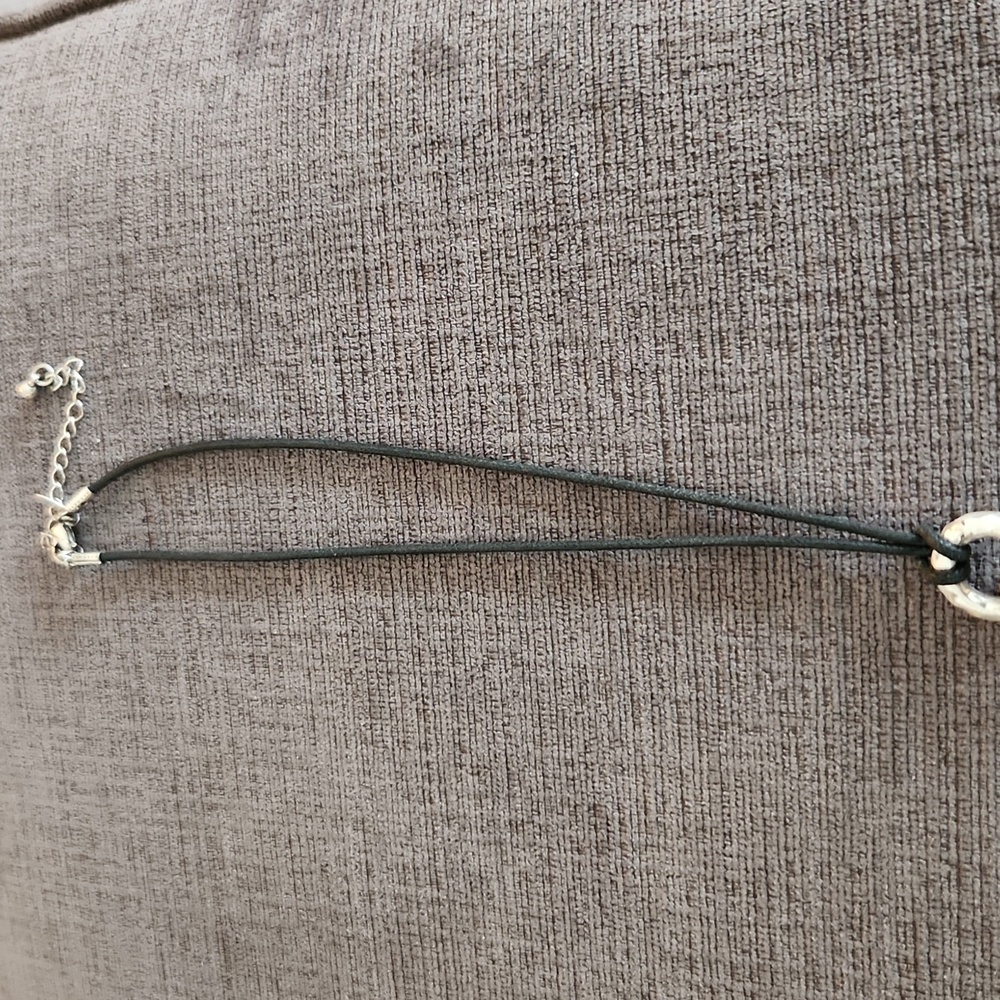 Necklace - Picture 2 of 4